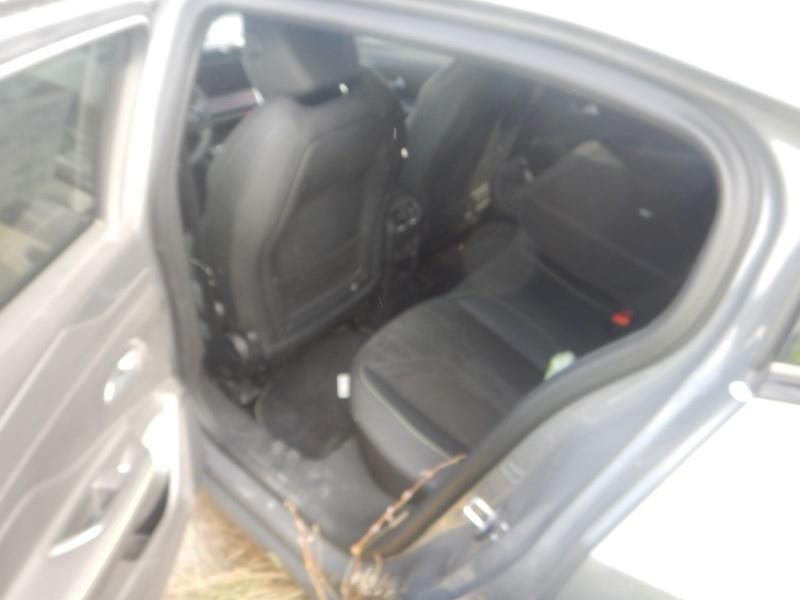 Peugeot 408 1.6 Hybrid GT 2024 – снимка 13