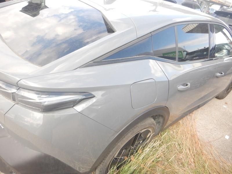 Peugeot 408 1.6 Hybrid GT 2024 – снимка 25