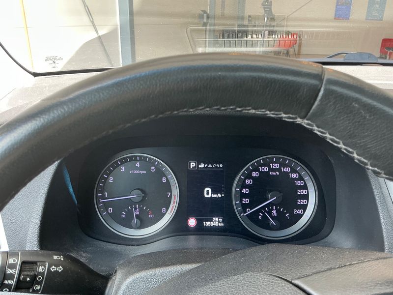 Hyundai Tucson 1.6 TGDI Platin 4WD 2017 – снимка 19