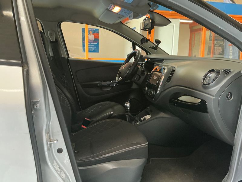 Renault Captur 1.5 dCi Energy Intens 2016 – снимка 16