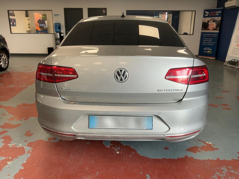 Volkswagen Passat 2.0 TDI Carat Exclusive BlueMotion Tech 2017 – снимка 7