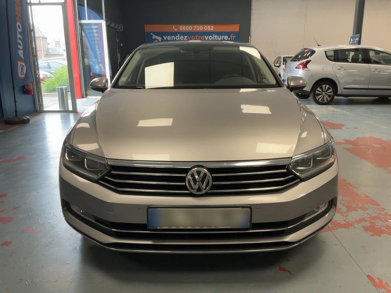 Volkswagen Passat 2.0 TDI Carat Exclusive BlueMotion Tech 2017 – снимка 14
