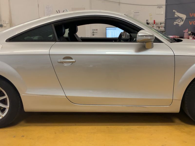Audi TT 2.0 TFSI Coupe 2007 – снимка 10