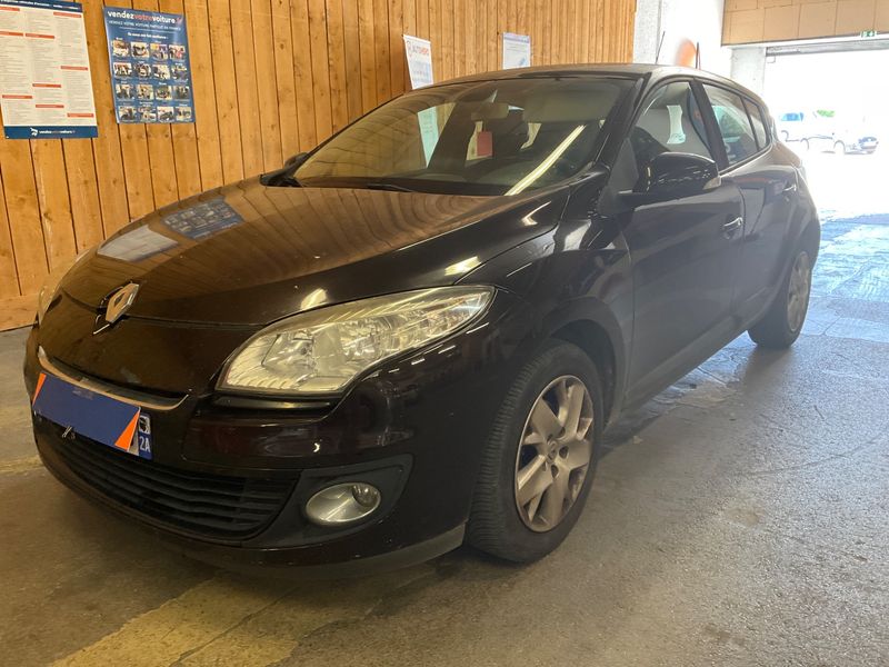 Renault Megane 1.5 dCi Expression 2013 – снимка 1