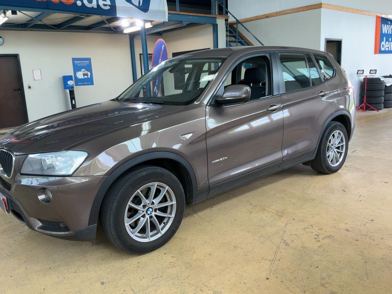BMW X3 xDrive 20d 2011 – снимка 2