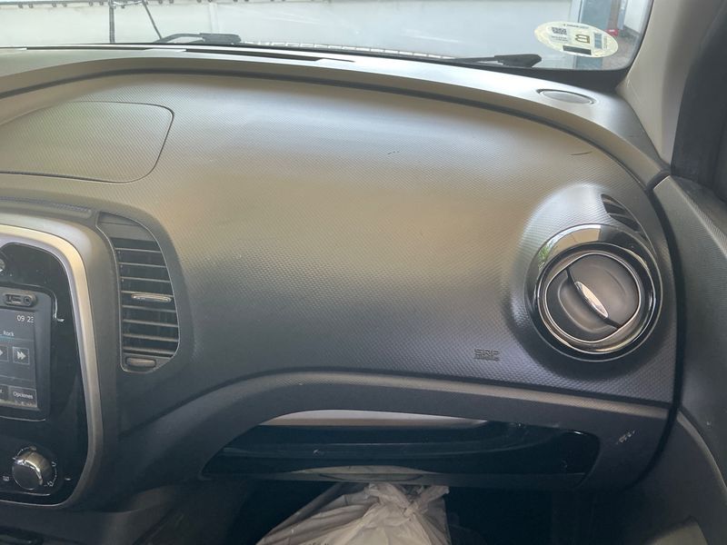 Renault Captur 1.5 dCi Business Eco2 2015 – снимка 26