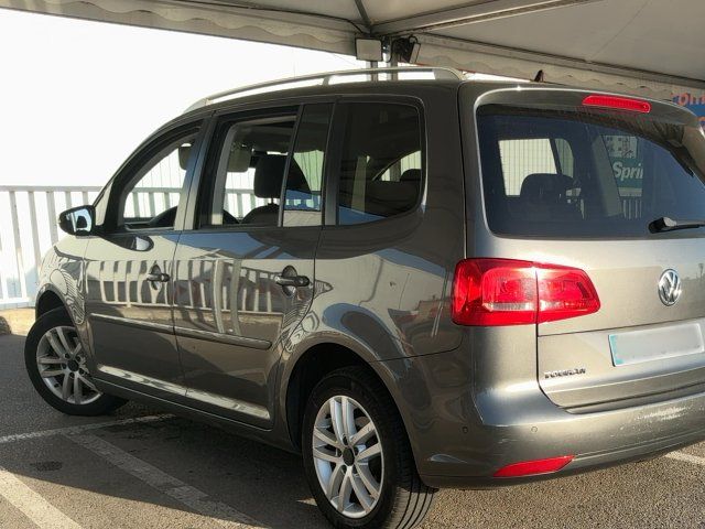 Volkswagen Touran 1.6 TDI Advance 2011 – снимка 6