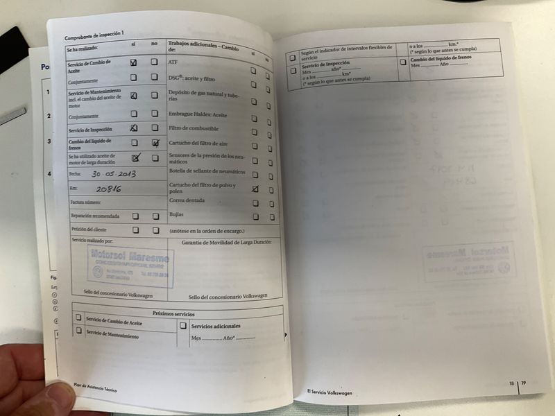 Volkswagen Touran 1.6 TDI Advance 2011 – снимка 24