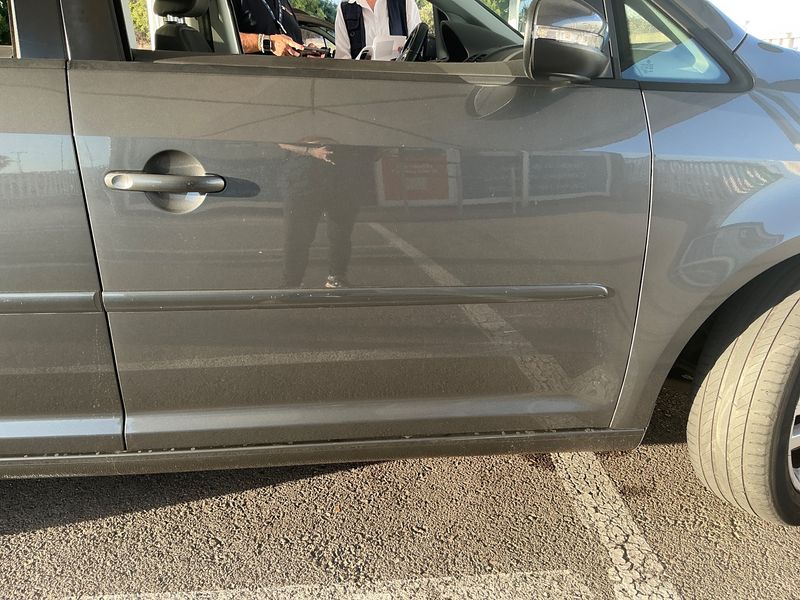 Volkswagen Touran 1.6 TDI Advance 2011 – снимка 23