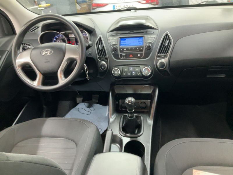 Hyundai ix35 1.6 FIFA World Cup Edition 2WD 2014 – снимка 17