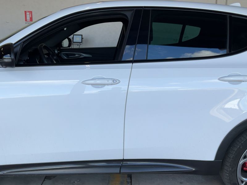 Alfa Romeo Tonale 1.3 Plug-in Hybrid Veloce AWD 2023 – снимка 4