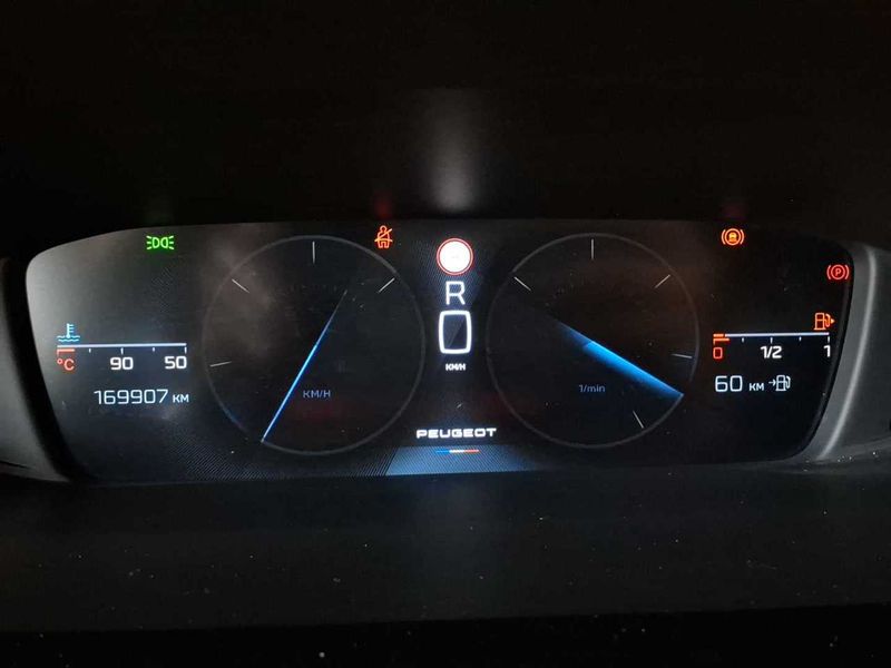 Peugeot 308 1.5 Blue-HDi Allure Pack 2022 – снимка 8