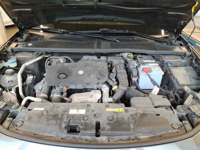 Peugeot 308 1.5 Blue-HDi Allure Pack 2022 – снимка 23