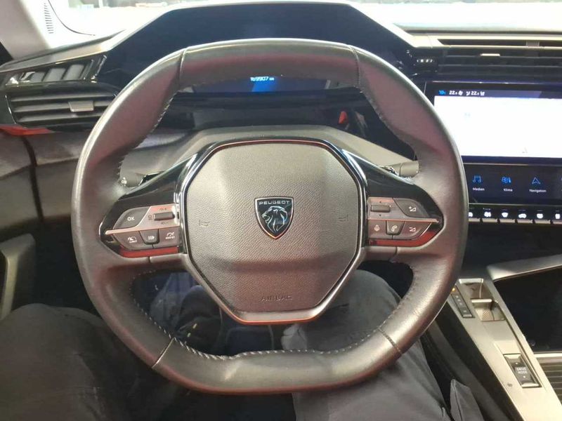 Peugeot 308 1.5 Blue-HDi Allure Pack 2022 – снимка 18
