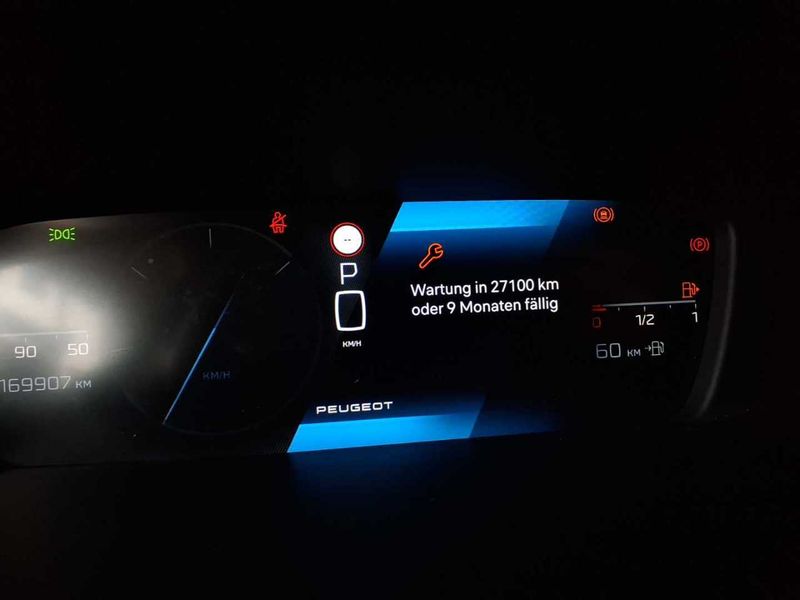 Peugeot 308 1.5 Blue-HDi Allure Pack 2022 – снимка 34