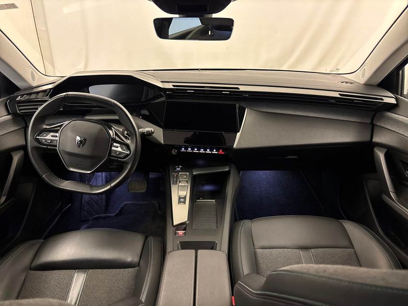 Peugeot 308 1.5 Blue-HDi Allure Pack 2022 – снимка 7