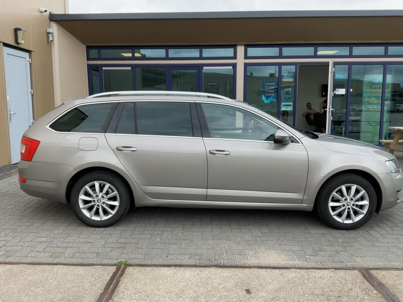 Skoda Octavia 1.0 TSI Style 2017 – снимка 10