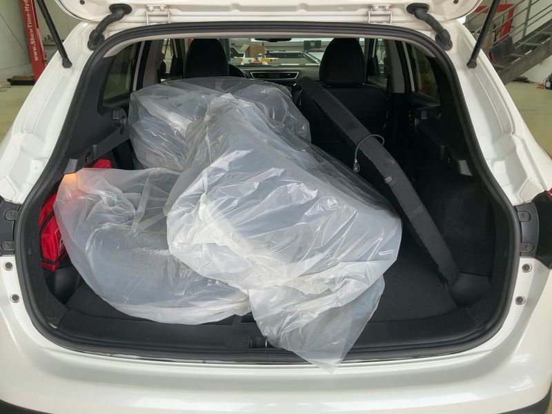 Nissan Qashqai 1.6 dCi Tekna 2017 – снимка 16