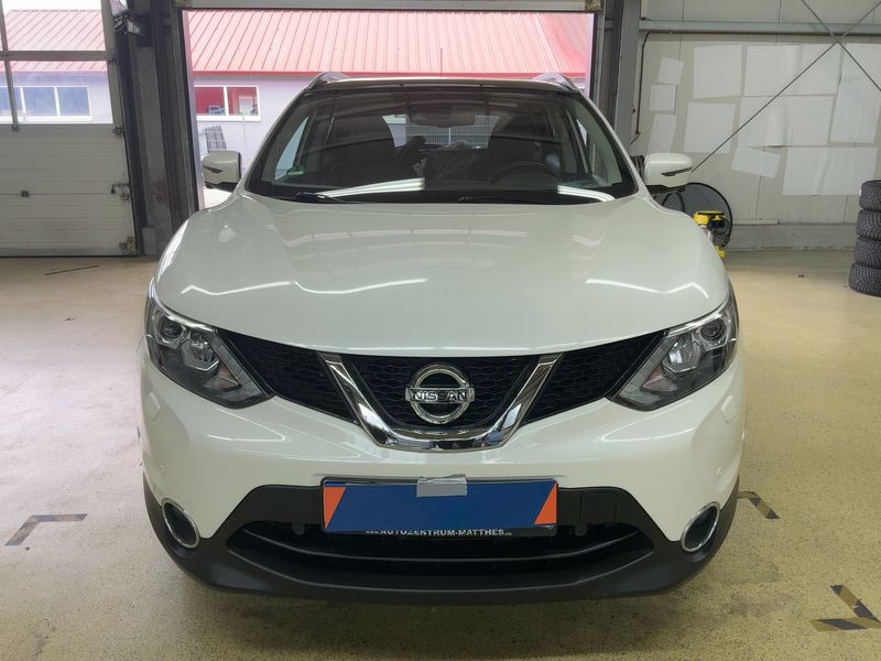 Nissan Qashqai 1.6 dCi Tekna 2017 – снимка 14
