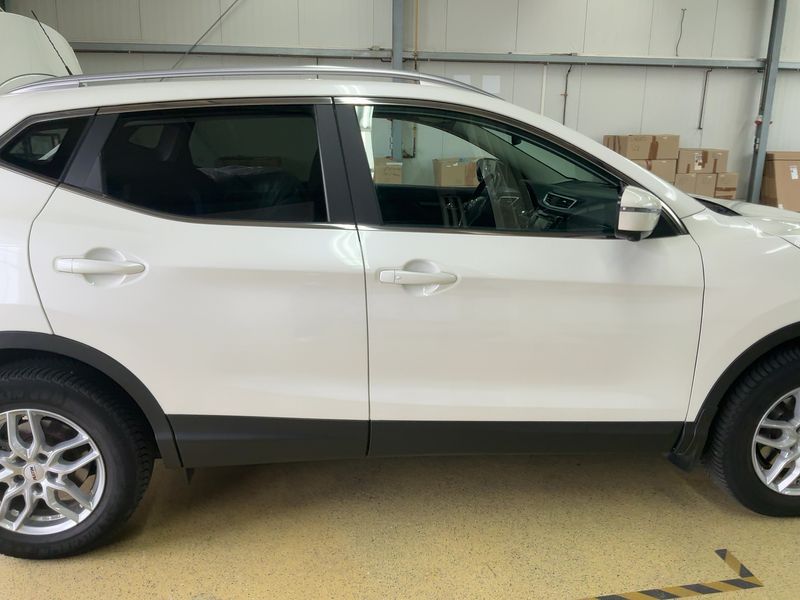 Nissan Qashqai 1.6 dCi Tekna 2017 – снимка 10