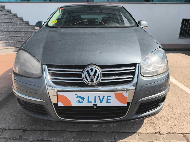 Volkswagen Jetta 1.9 TDI Advance 2008 – снимка 7