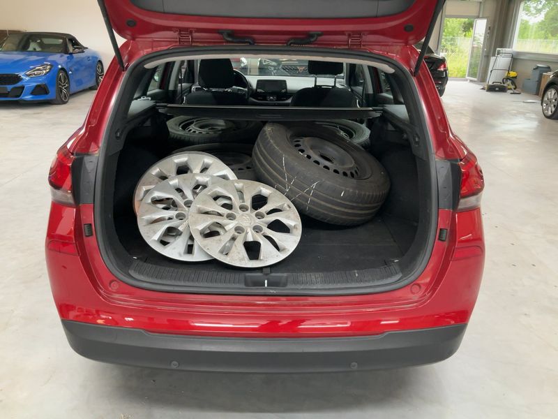 Hyundai i30 1.0 TGDI Select 2018 – снимка 16