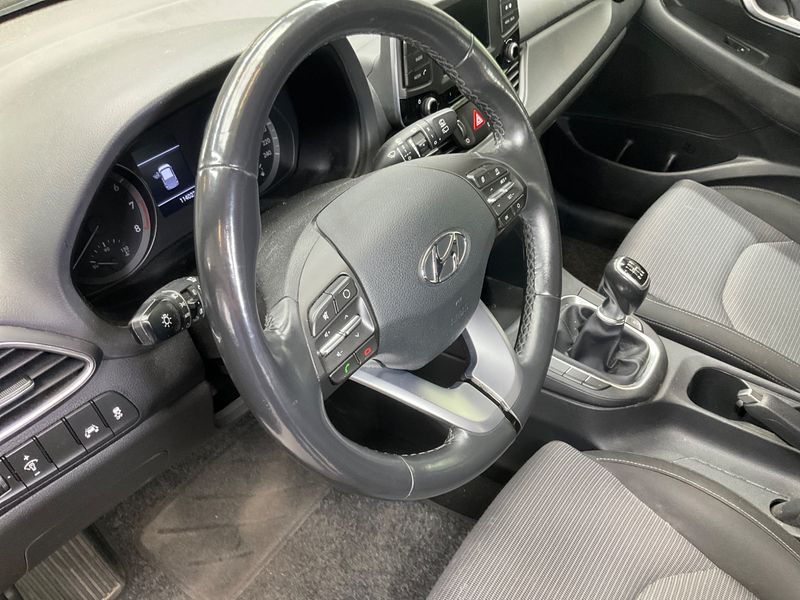 Hyundai i30 1.0 TGDI Select 2018 – снимка 33