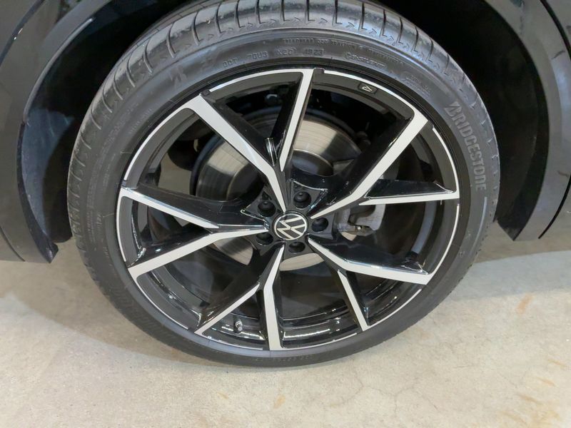 Volkswagen Touareg 3.0 TSI R-Line 4Motion 2024 – снимка 9