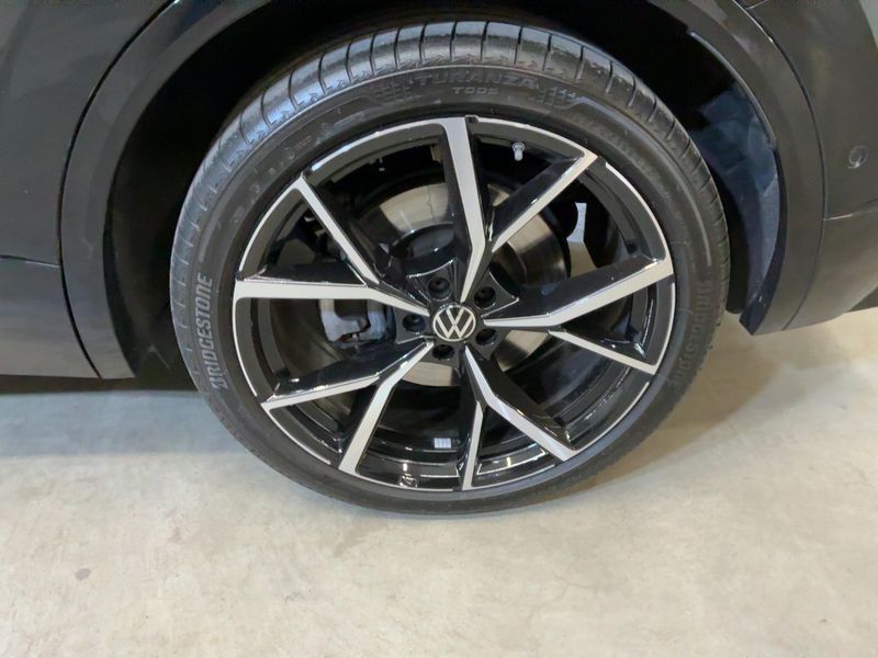 Volkswagen Touareg 3.0 TSI R-Line 4Motion 2024 – снимка 5
