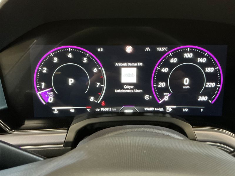 Volkswagen Touareg 3.0 TSI R-Line 4Motion 2024 – снимка 19