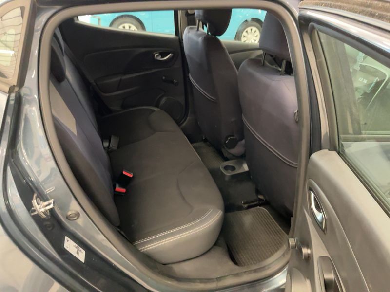 Renault Clio 1.5 dCi Energy Zen 2017 – снимка 19