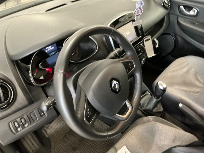 Renault Clio 1.5 dCi Energy Zen 2017 – снимка 30