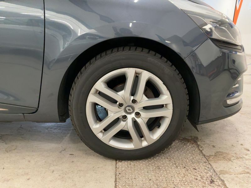 Renault Clio 1.5 dCi Energy Zen 2017 – снимка 11
