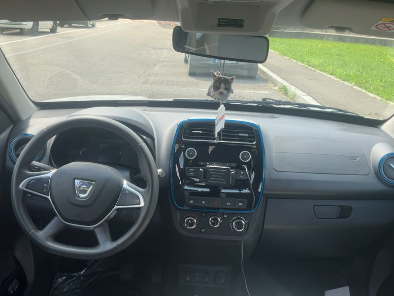 Dacia Spring electric drive 33 kW Comfort 2021 – снимка 17