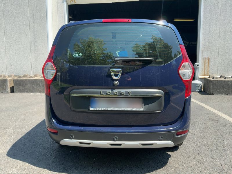 Dacia Lodgy 1.2 TCe Stepway Celebration 2018 – снимка 7