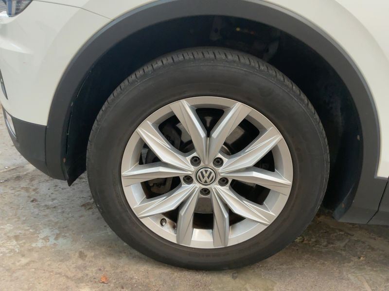 Volkswagen Tiguan 2.0 TDI Highline 4Motion BlueMotion Tech 2016 – снимка 3