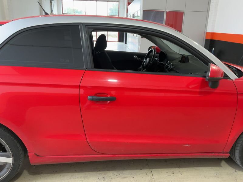 Audi A1 1.6 TDI Ambition 2011 – снимка 10