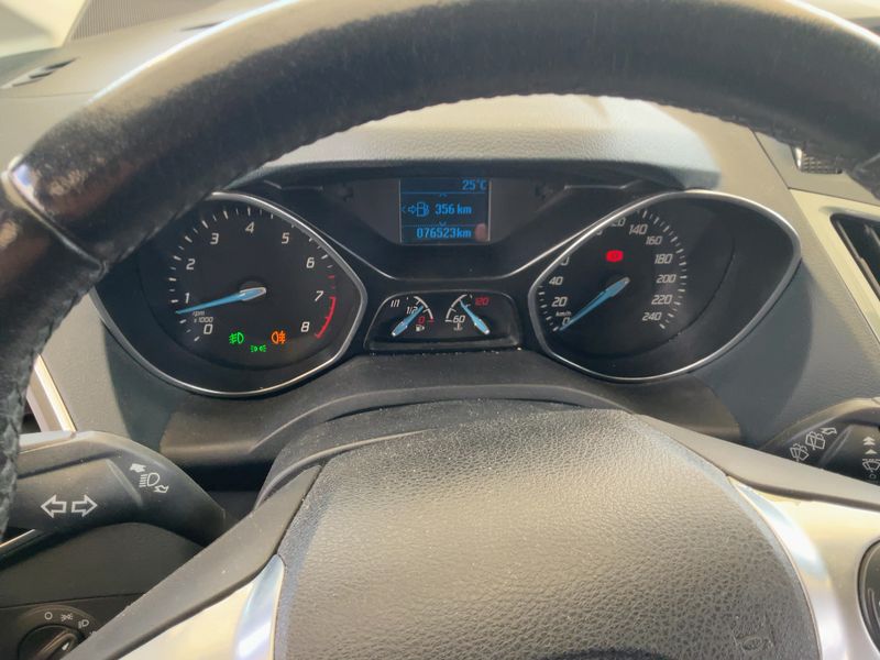 Ford C-Max 1.0 EcoBoost Titanium 2013 – снимка 18