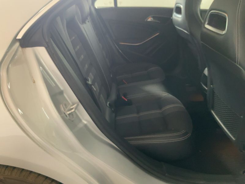 Mercedes-Benz CLA-Klasse CLA 200 d Urban 2017 – снимка 19