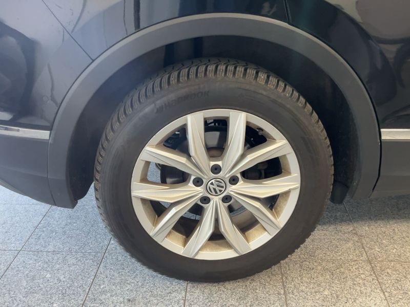 Volkswagen Tiguan 2.0 TDI Highline 4Motion BlueMotion Tech 2017 – снимка 9