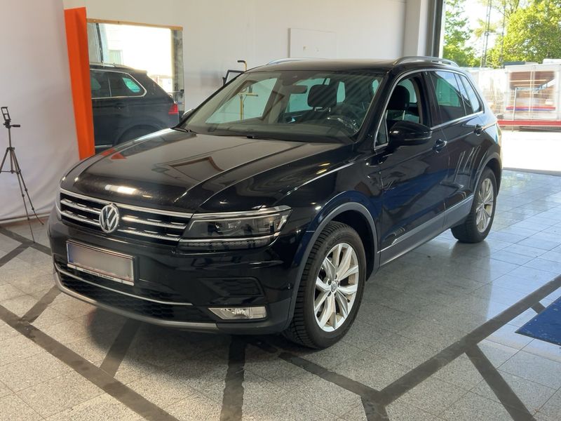 Volkswagen Tiguan 2.0 TDI Highline 4Motion BlueMotion Tech 2017 – снимка 1