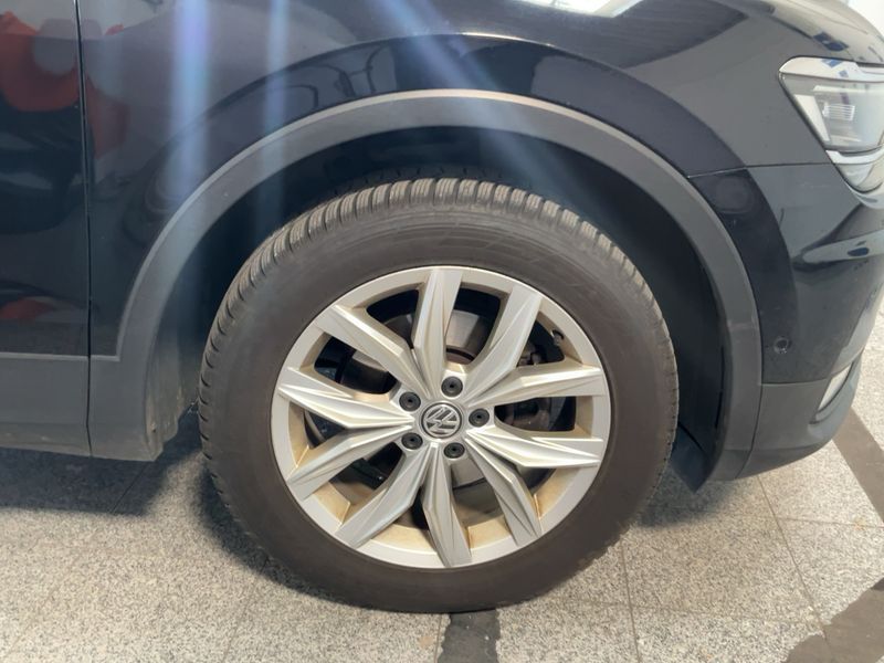 Volkswagen Tiguan 2.0 TDI Highline 4Motion BlueMotion Tech 2017 – снимка 11