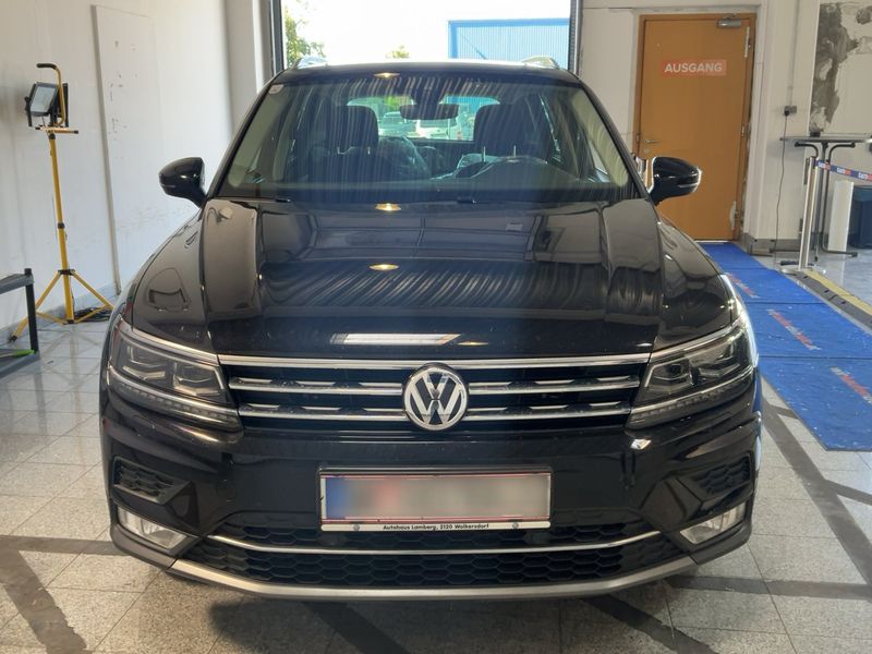 Volkswagen Tiguan 2.0 TDI Highline 4Motion BlueMotion Tech 2017 – снимка 14