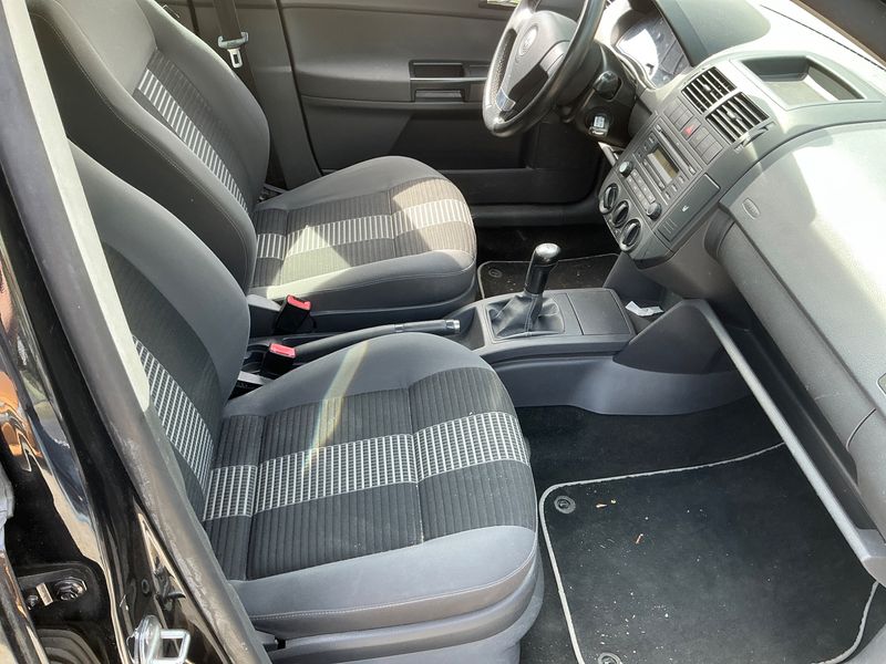 Volkswagen Polo 1.4 United 2009 – снимка 3