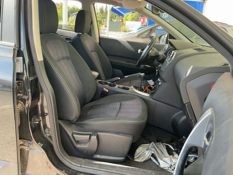 Nissan Qashqai 1.6 dCi Tekna Sport 2012 – снимка 16