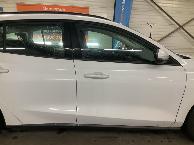 Ford Focus 1.5 TDCi EcoBlue Cool&Connect 2022 – снимка 10