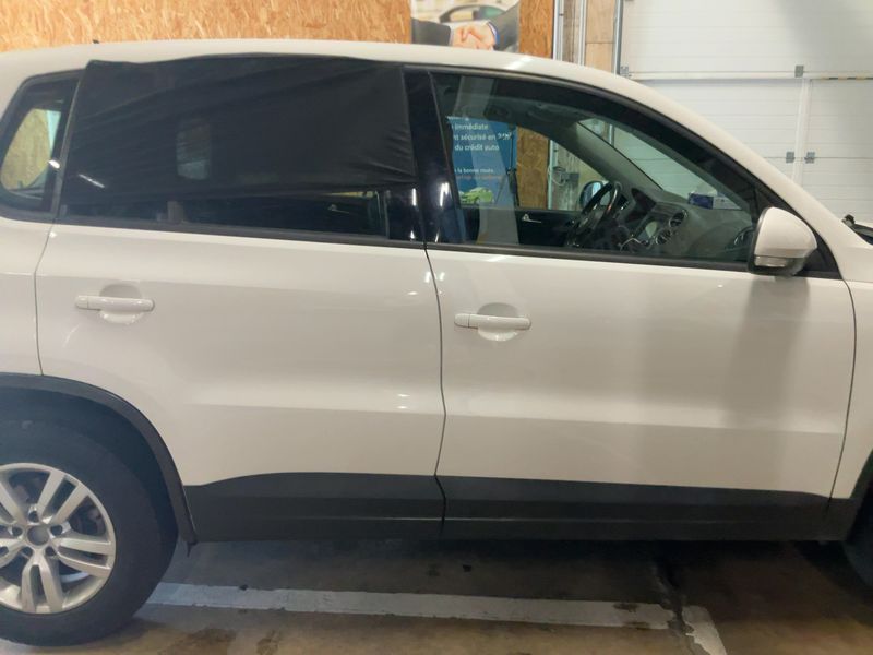 Volkswagen Tiguan 2.0 TDI BlueMotion Tech 2012 – снимка 10