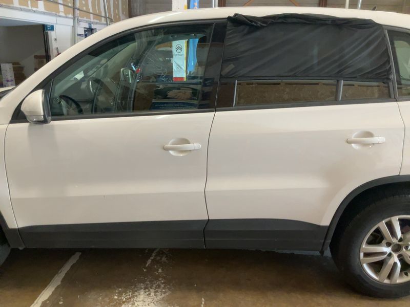 Volkswagen Tiguan 2.0 TDI BlueMotion Tech 2012 – снимка 4
