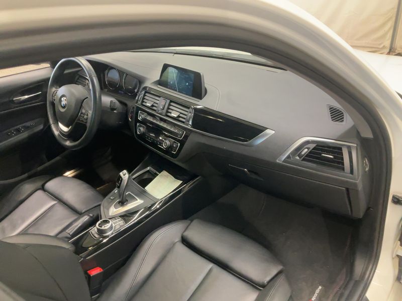 BMW 1er 120d Sport Line 2017 – снимка 18