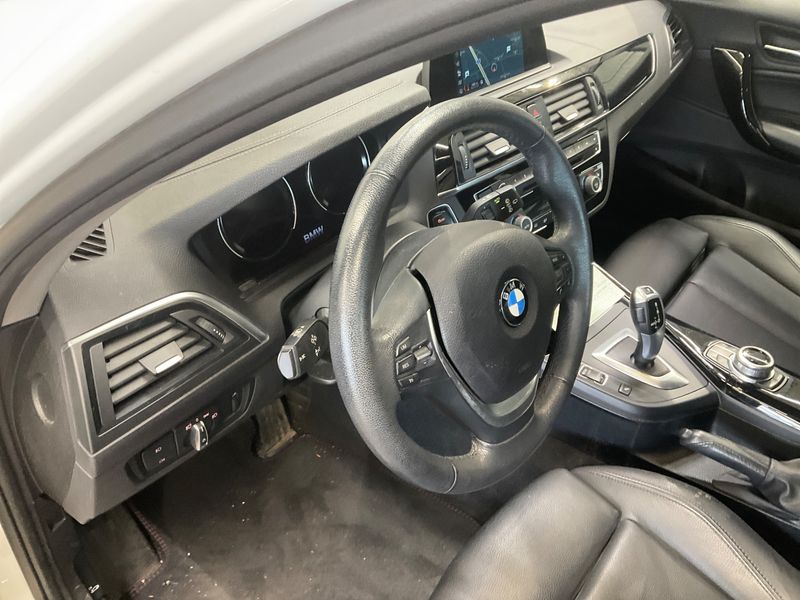 BMW 1er 120d Sport Line 2017 – снимка 24